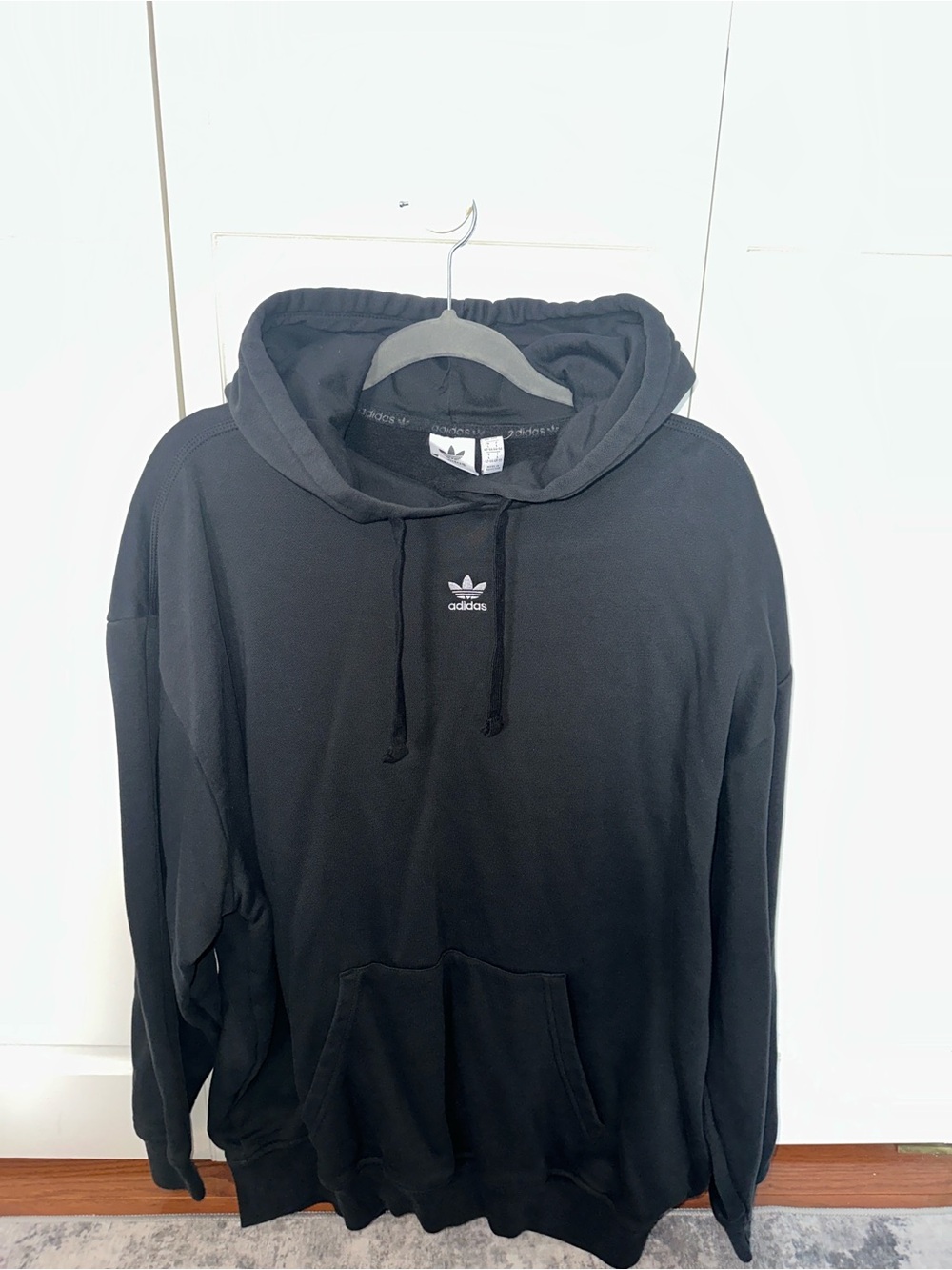 adidas Essentials Oversized black Hoodie